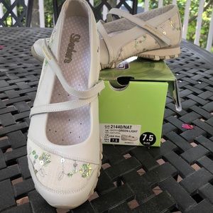 Skechers Active women’s 7.5 Bikers Natural